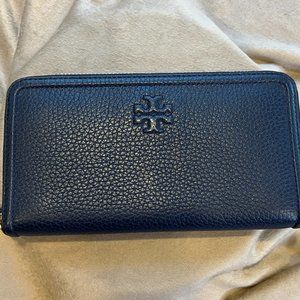 Tory Burch navy zip wallet